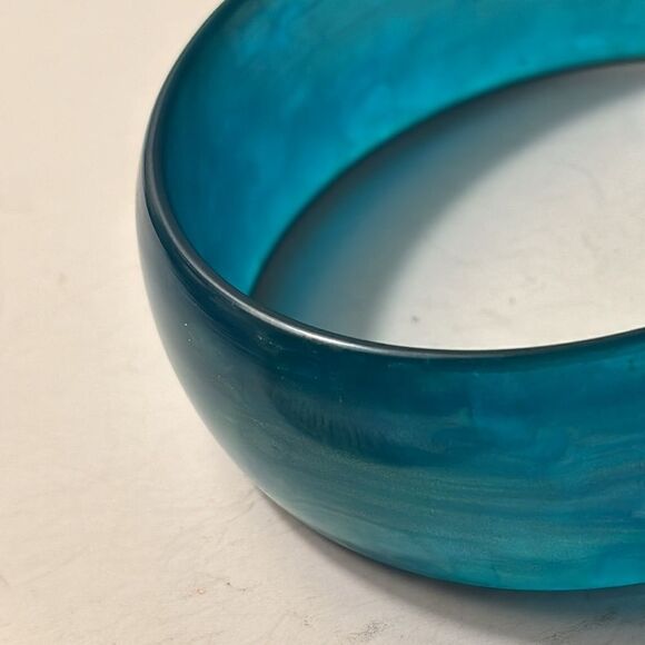Bundle of Two Bangle Fashion Bracelets; Teal translucent/ cream colored wound - Picture 4 of 8